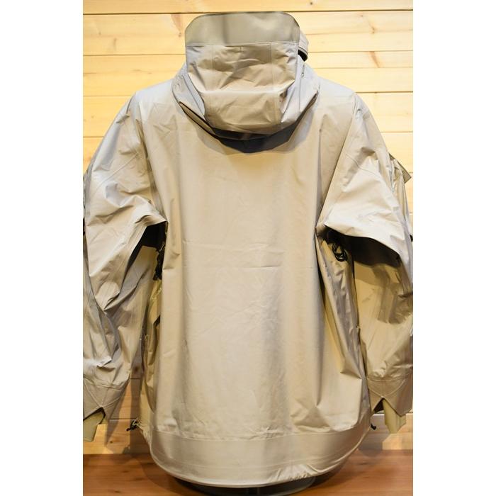 COMFY OUTDOOR GARMENT シーエムエフ アウトドアガーメント アウター