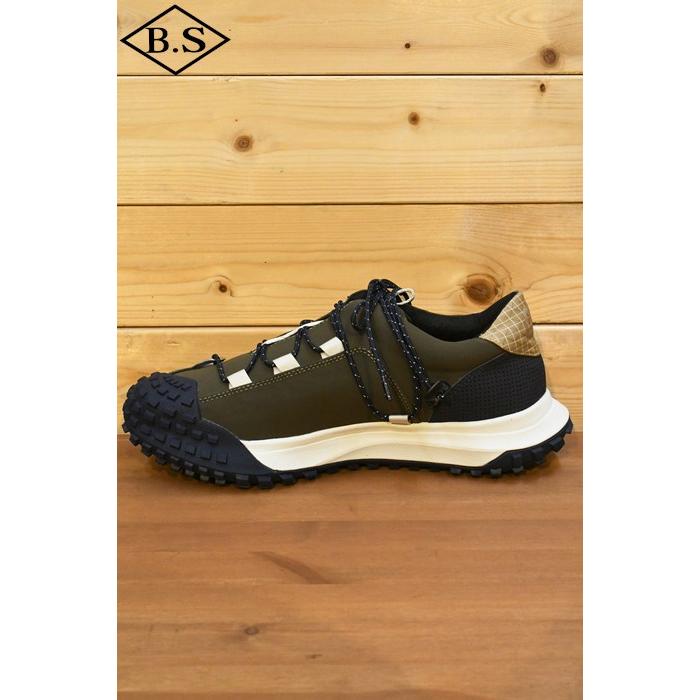 シーエムエフ アウトドアガーメント スニーカ CMF OUTDOOR GARMENT 