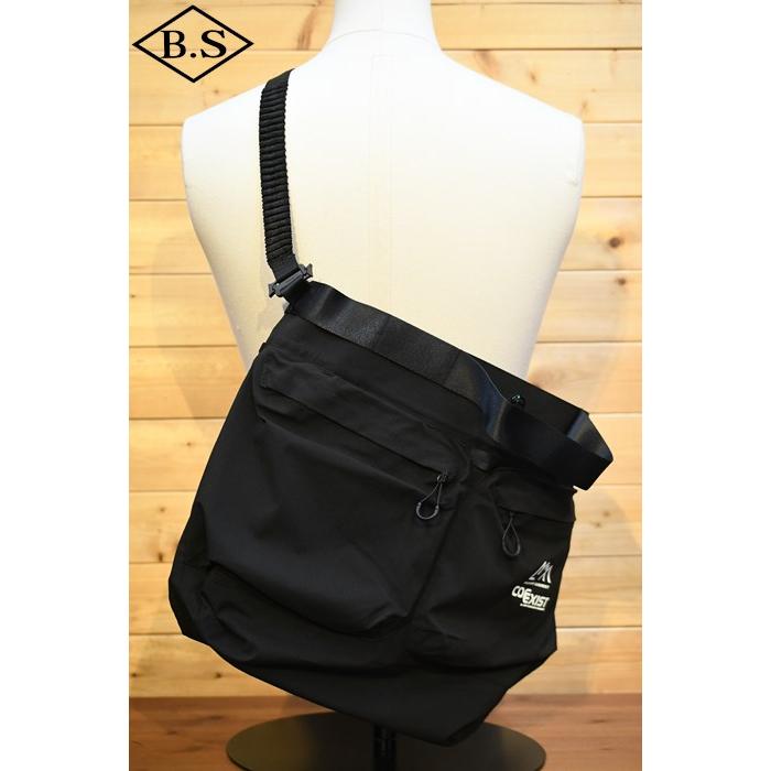 COMFY OUTDOOR GARMENT シーエムエフ アウトドアガーメント CMF