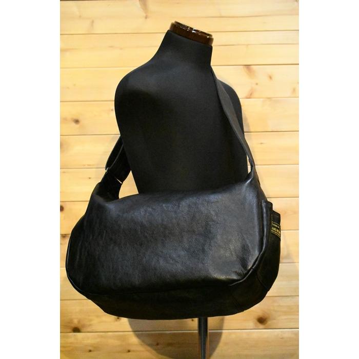 CUSHMAN（クッシュマン） バッグ 29224L LEATHER MESSENGER BAG レザー