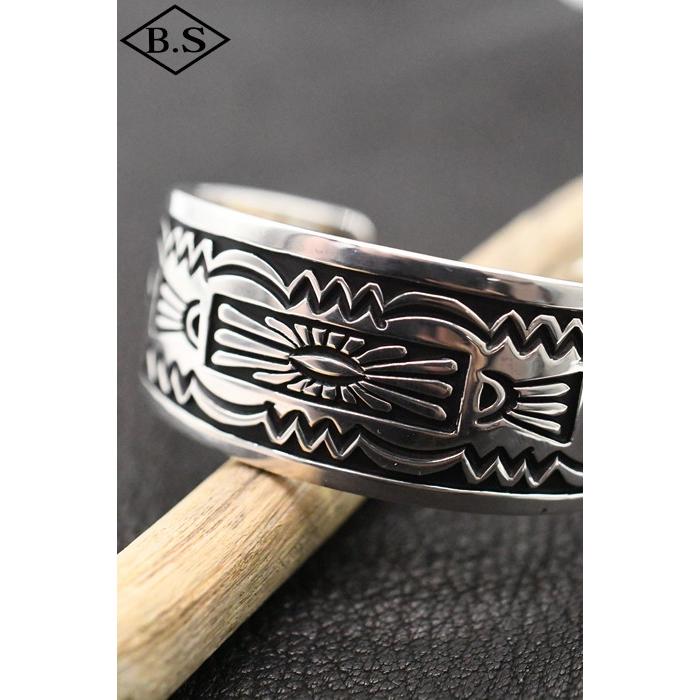 インディアンジュエリー INDIAN JEWELRY 小物 バングル FS85-100 ナバホ族 Steven J Begay スティーブンJビゲイ オーバーレイの画像