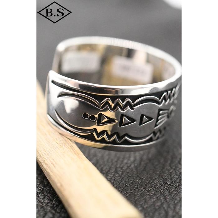 ナバホ スティーブン j ビゲイ オーバーレイ バングル インディアンジュエリー ナバホ族 Steven J. Begay オーバーレイ バングル 【送料無料】