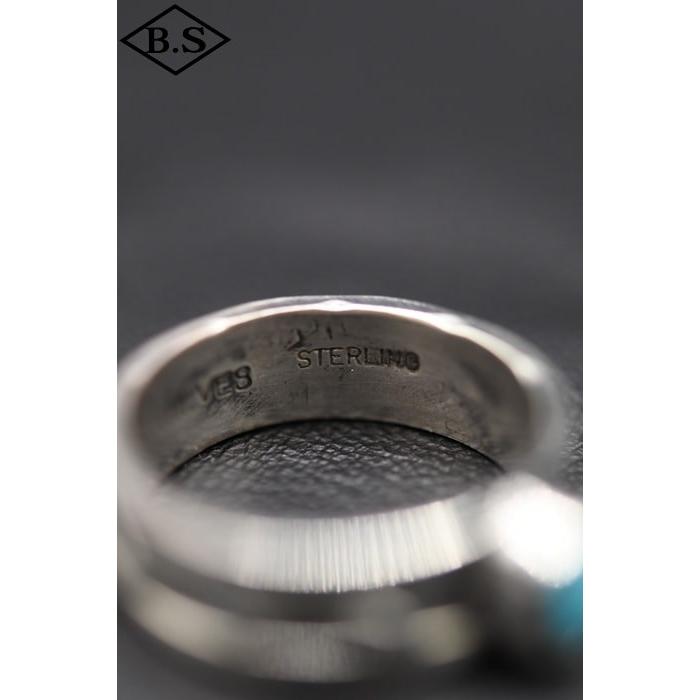 インディアンジュエリー INDIAN JEWELRY 小物 リング F22-122 ナバホ族 Sunshine Reeves サンシャインリーブス キングマン ターコイズ 22号の画像