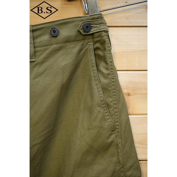 NIGEL CABOURN（ナイジェルケーボン） ショートパンツ ARMY CARGO