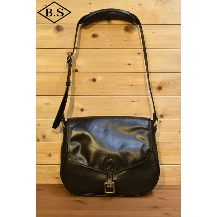 オーパス インセプション OPUS INCEPTION バッグ IPHSB-11 HORSE HIDE MAIL BAG (MEDIUM) ブラウンの画像
