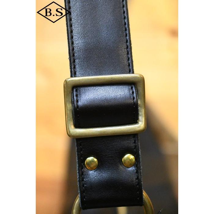オーパス インセプション OPUS INCEPTION バッグ IPCEB-01 クロムエクセル レザーバナナバッグ CHROMEXCEL LEATHER BANANA BAG BLACKの画像