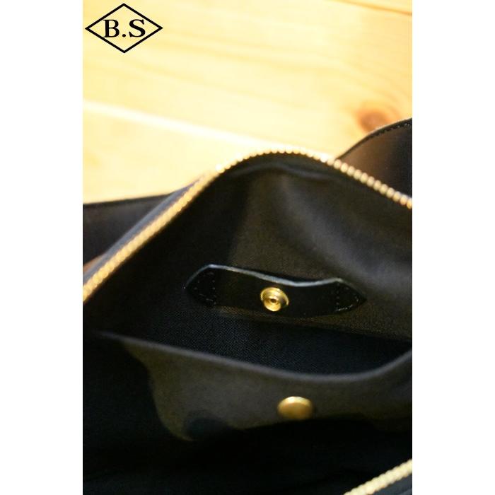 オーパス インセプション OPUS INCEPTION バッグ IPCEB-01 クロムエクセル レザーバナナバッグ CHROMEXCEL LEATHER BANANA BAG BLACKの画像