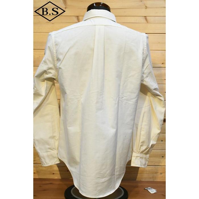 FAR EAST MANUFACTURINGオリーブ 新品同様　resolute RESOLUTE（リゾルト） FAR EAST MANUFACTURING シャツ