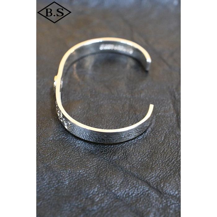 ファーストアローズ FIRST-ARROW's BR-013 K18付平打8mm カラ草彫り