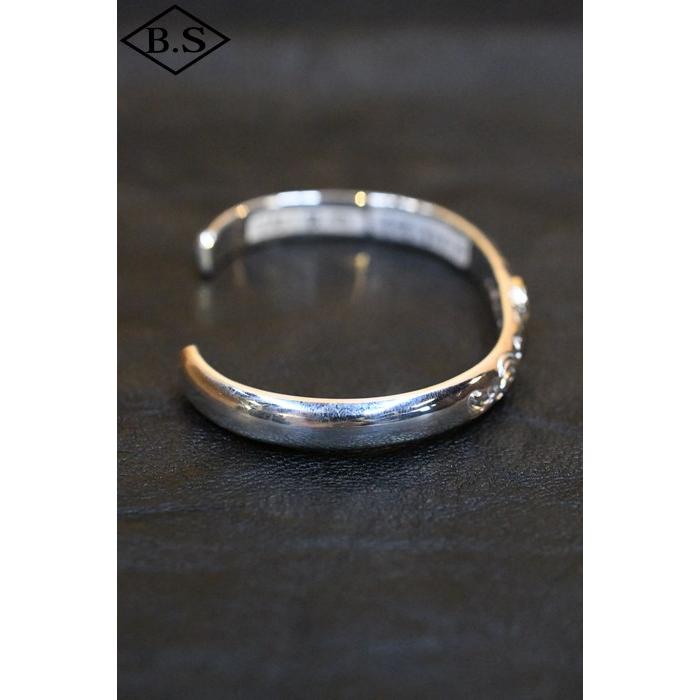 ファーストアローズ　バングル　甲丸カラ草彫り　シルバー 楽天市場】ポイント2倍!!ファーストアローズ K18付 甲丸カラ草