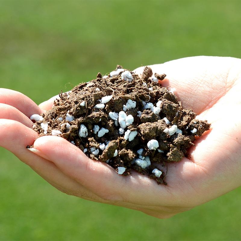 土壌改良器 保水性を改善する芝生用土壌改良資材 ミックスピート PH調整済 165L