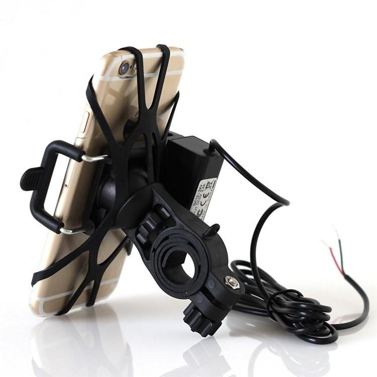 バイク用 USB 電源 2.4A(5V / 2.4A) ソケット付 急速充電 防水仕様 スマホ スマートフォン ホルダー バー マウント 多機種対応 落下防止用 ラバーグリップ 付属 |  | 03