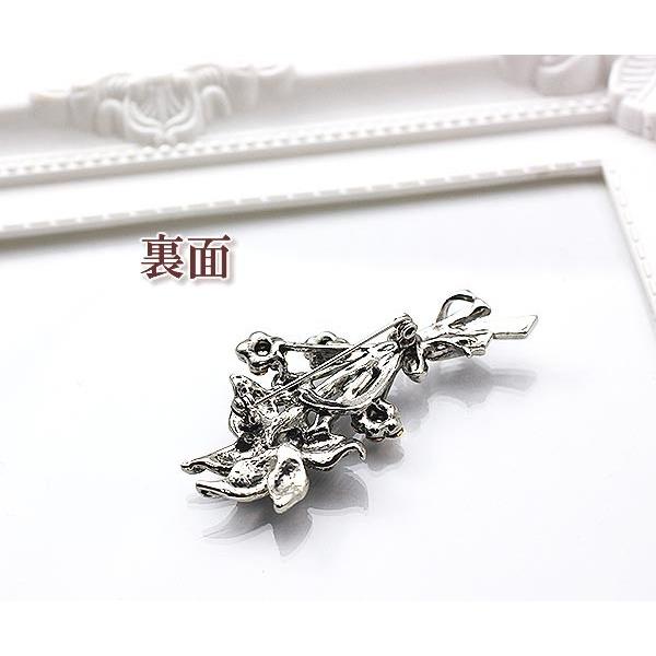 花束 ブローチ フラワー キラキラ お花 可愛い 花 アクセサリー