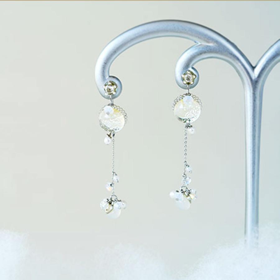 ぴあり ピアリ 京都清水坂ガラス館 ノンホールピアス イヤリング ピアスみたい 痛くなりにくい ノンホール ピアス風 揺れる メレンゲ バースデー おしゃれ Kp 169 アクセサリーショップバルザス 通販 Yahoo ショッピング