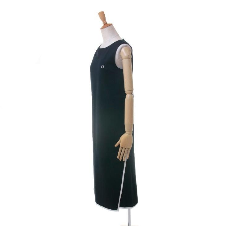 Fred Perry フレッドペリー レディース ボートネック ノースリーブ ドレス ワンピース Sleeveless Dress F8423 18sslt 291 66 F8423 Bas Clothing 通販 Yahoo ショッピング
