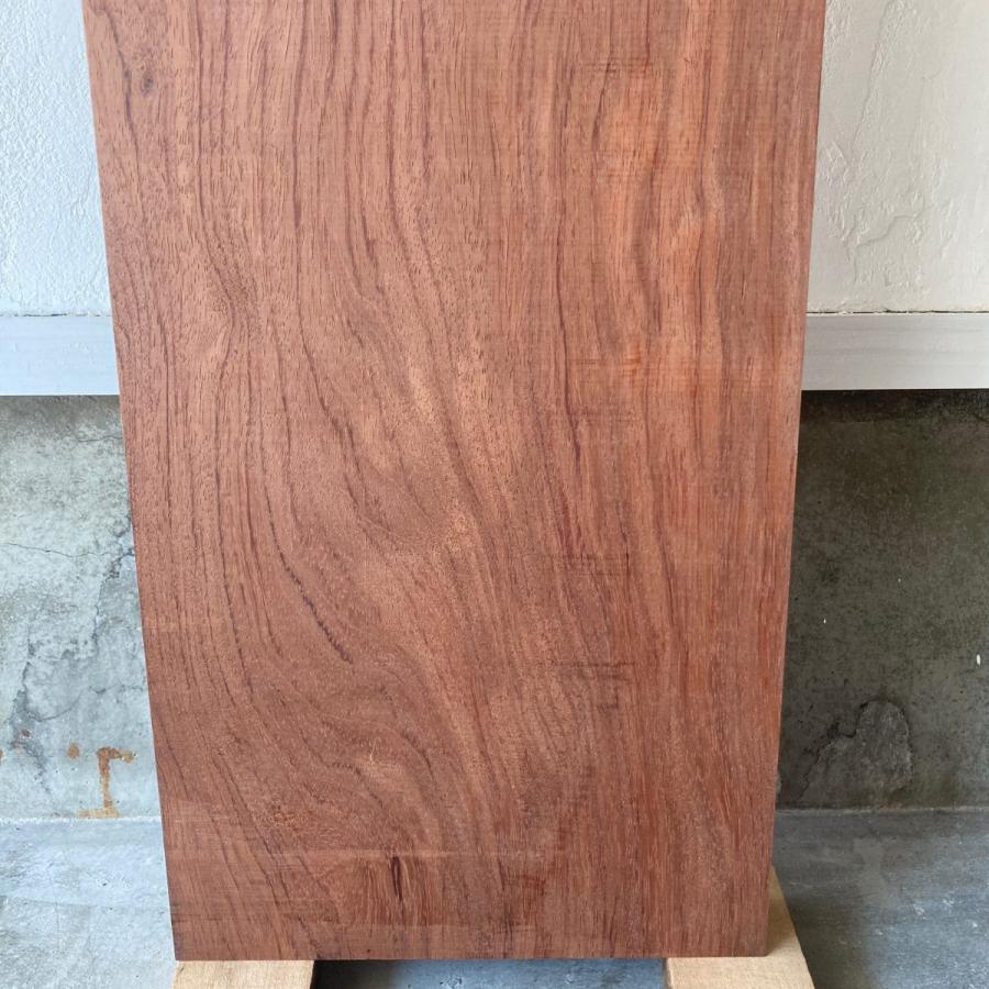 高級希少木 ブビンガ 天然木 無垢 一枚板 人気の丸卓 約154cm×142cm 高級希少木 ブビンガ 天然木 無垢 一枚板 人気の丸卓 約154cm