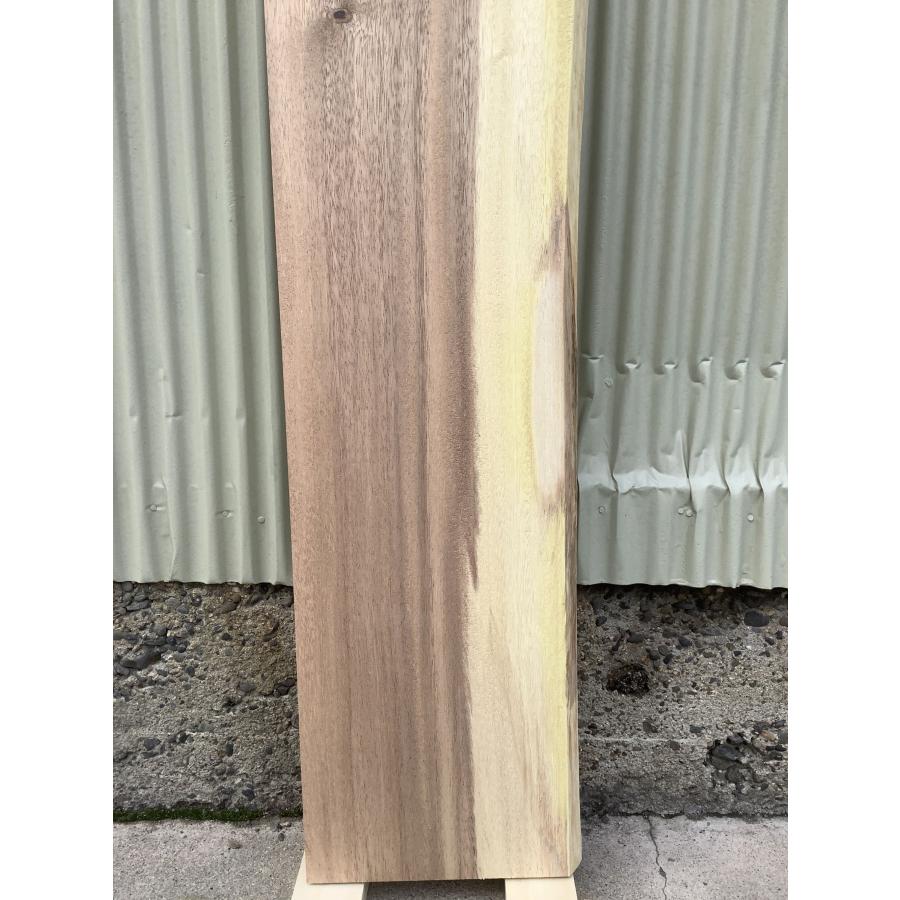 板 木材 DIY 無垢板 広葉樹 木工 工作1040×229〜257×26mm 片耳付き プレナー加工済 家具 手作り 木 旋盤 器 花瓶 皿 棚 テーブル 椅子 【150x】