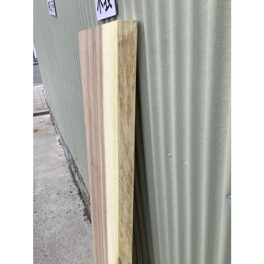 板 木材 DIY 無垢板 広葉樹 木工 工作1040×229〜257×26mm 片耳付き プレナー加工済 家具 手作り 木 旋盤 器 花瓶 皿 棚 テーブル 椅子 【150x】