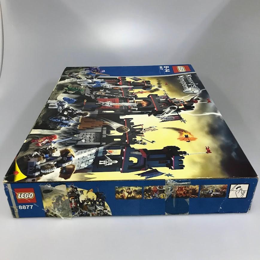 正規品 新品未開封 LEGO レゴ ナイトキングダム 騎士の王国 8877 