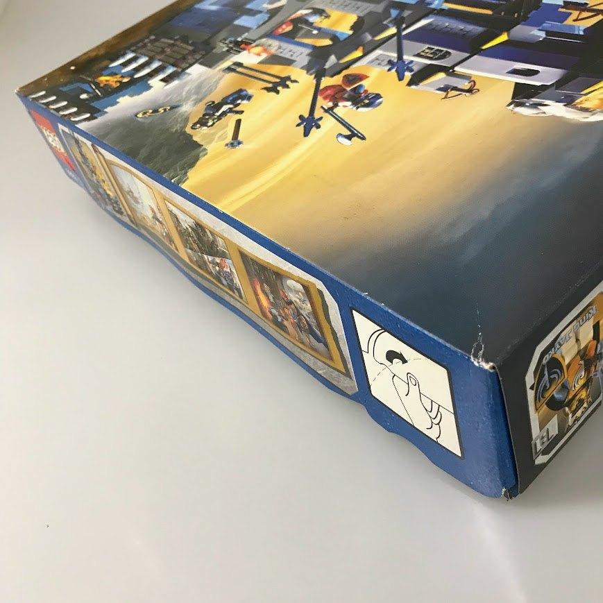 正規品 新品未開封 LEGO レゴ ナイトキングダム　騎士の王国 8823 ミストランド・タワー　廃盤品　難有り DB-191-D 372_5