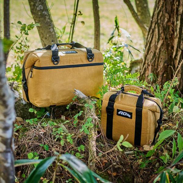 AO Coolers クーラーバッグ 24パック ソフトクーラー 24 PACK AO Coolers エーオークーラーズ 24 Pack Carbon ソフトクーラー