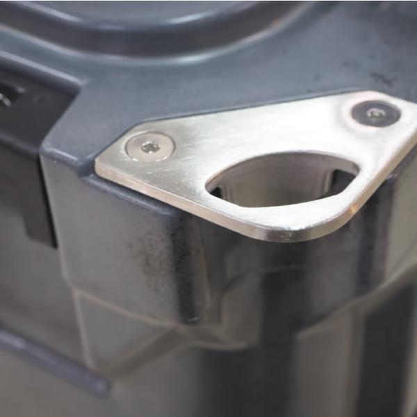 ディーライト アイスランドク−ラーボックス45QT ／ ハードクーラー 42L キャンプ 釣り バーベキュー 長時間保冷 まな板兼仕切り板 カゴ付きの画像