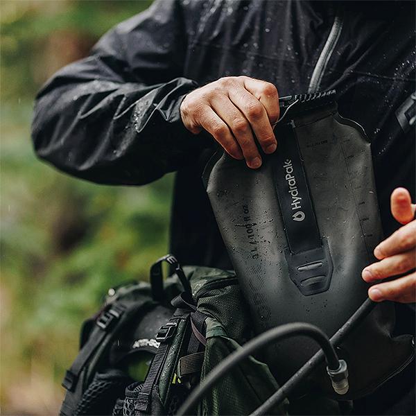 HydraPak（ハイドラパック） フォース 2L (AS522) ／ ハイドレーション リザーバー 登山 トレラン 裏返して洗える 冷凍可 ...