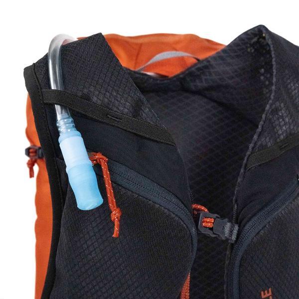 ブルーアイス リーチ15L (100489) ／ バックパック クライミング 登山 トレラン ハイドレーション対応 軽量 アタックザック サイドポケット