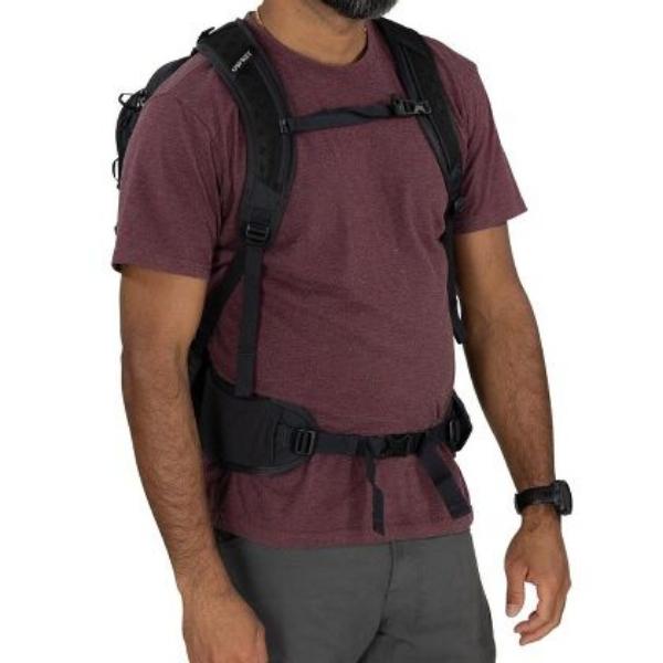 オスプレー スポーツライト25 (OS56317) ／ バックパック 25L 通気性 メッシュ背面 ハイドレーション対応 ヒップベルト フロントポケット サイドポケットの画像