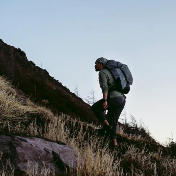 PAAGO WORKS（パーゴワークス） ゼン35 (HP502) ／ 登山 ザック