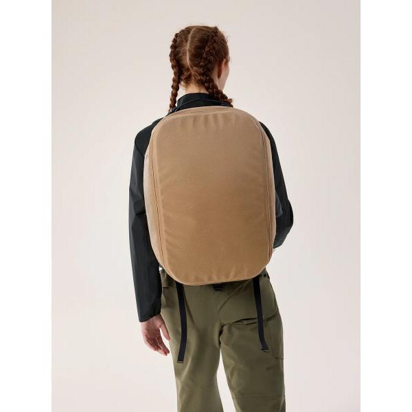 ARC'TERYX キャリアダッフル　40 Carrier 40 Duffle – Arc'teryx Tokyo Ginza