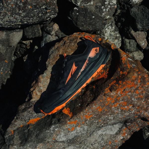 アルトラ ローンピーク 9+ メンズ (AL0A85RG) ／ トレランシューズ トレイル 登山 ビブラムソール メガグリップ ゼロドロップ ローカットの画像