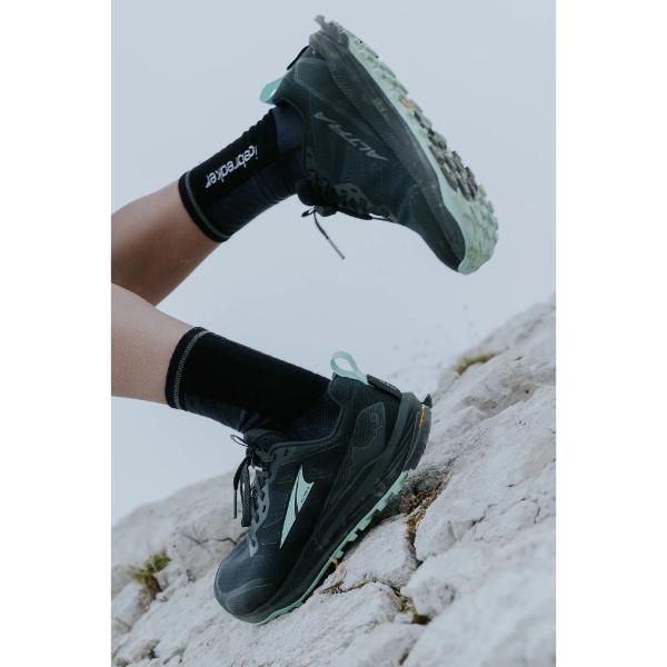 アルトラ ローンピーク 9＋ レディース (AL0A85RH) ／ トレランシューズ トレイル 登山 ビブラムソール メガグリップ ゼロドロップ ローカットの画像