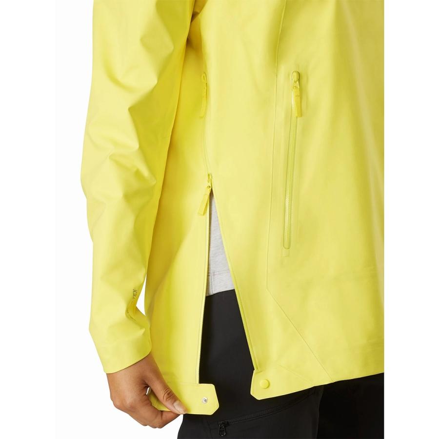 アークテリクス・ARC’TERYX◆Venda Anorak◆ジャケット・登山 NEWS】ブランド初の女性向けアーバンプルオーバージャケット『VENDA