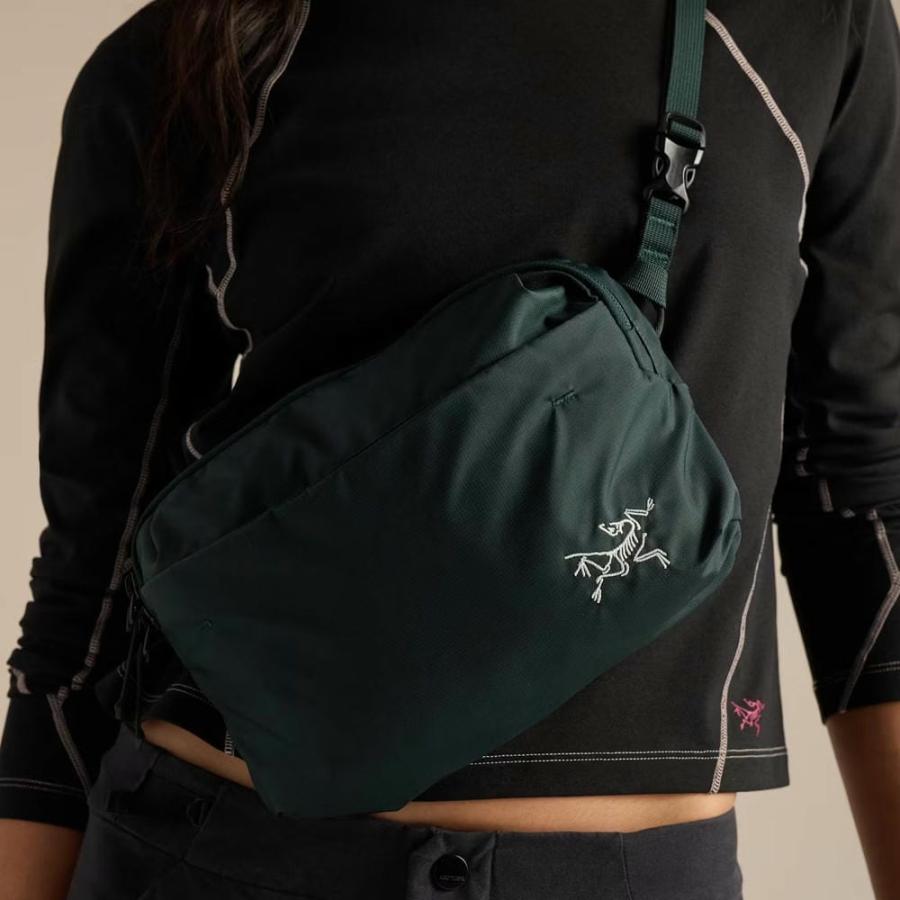 ARC'TERYX（アークテリクス） 【 アークテリクス ヒリアド 6 クロス
