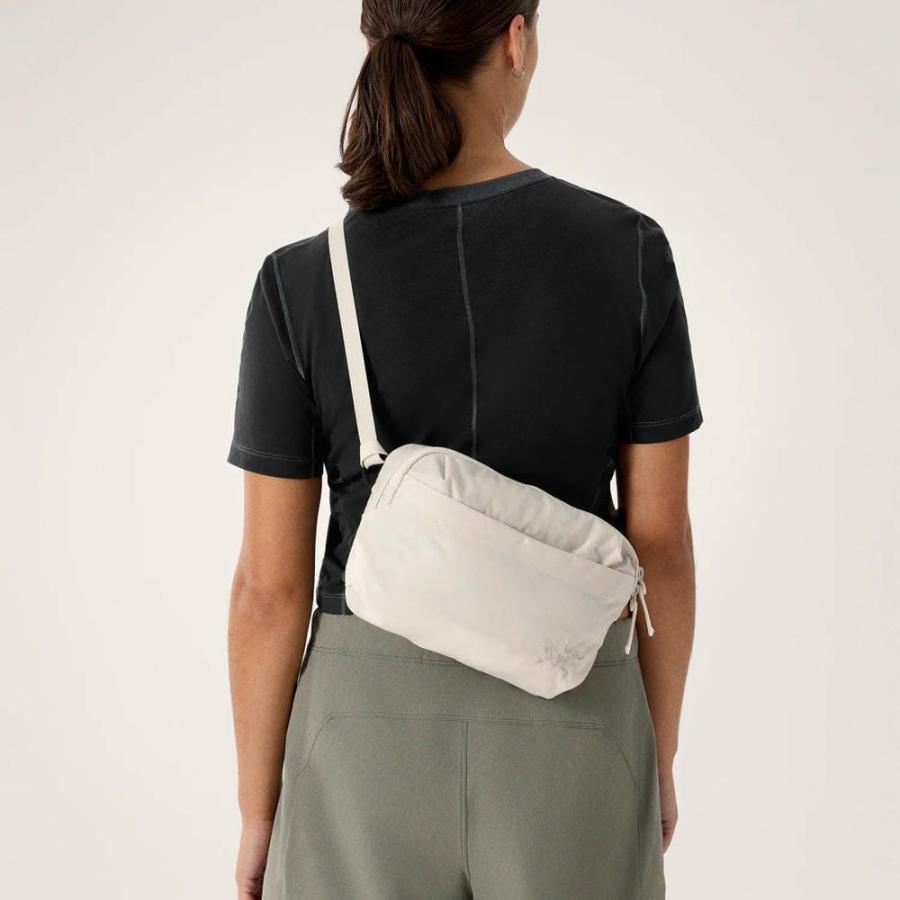 ARC'TERYX（アークテリクス） 【 アークテリクス ヒリアド 6 クロス