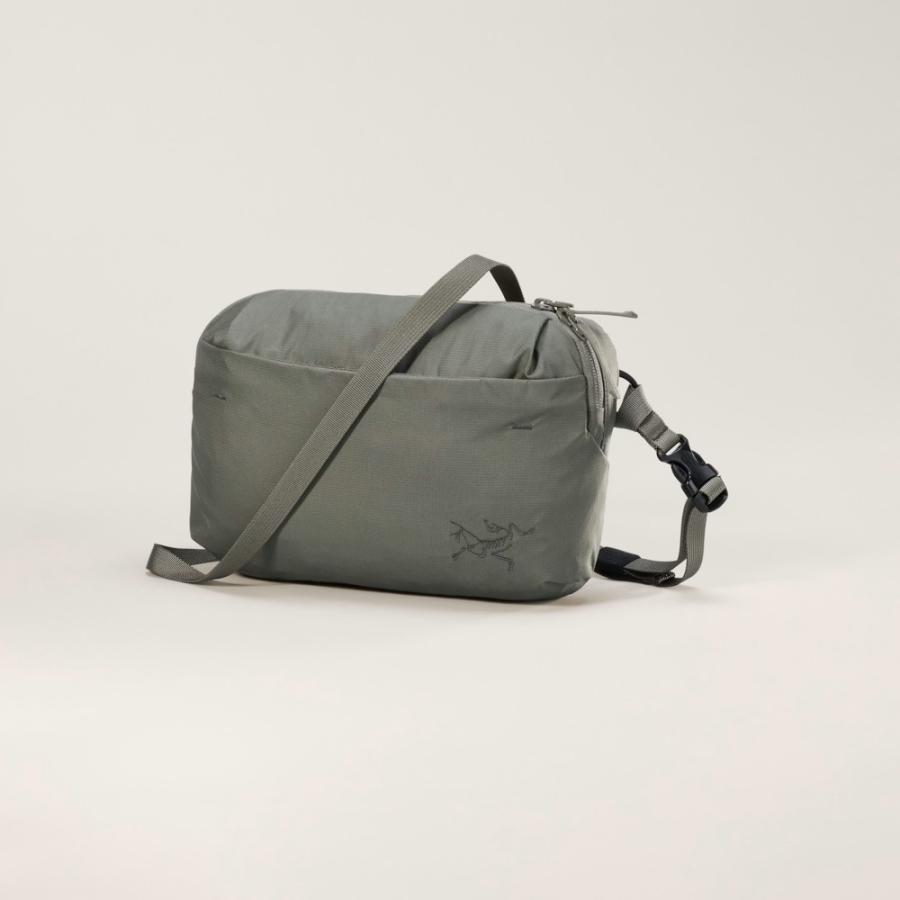 ARC'TERYX（アークテリクス） 【 アークテリクス ヒリアド 6 クロス