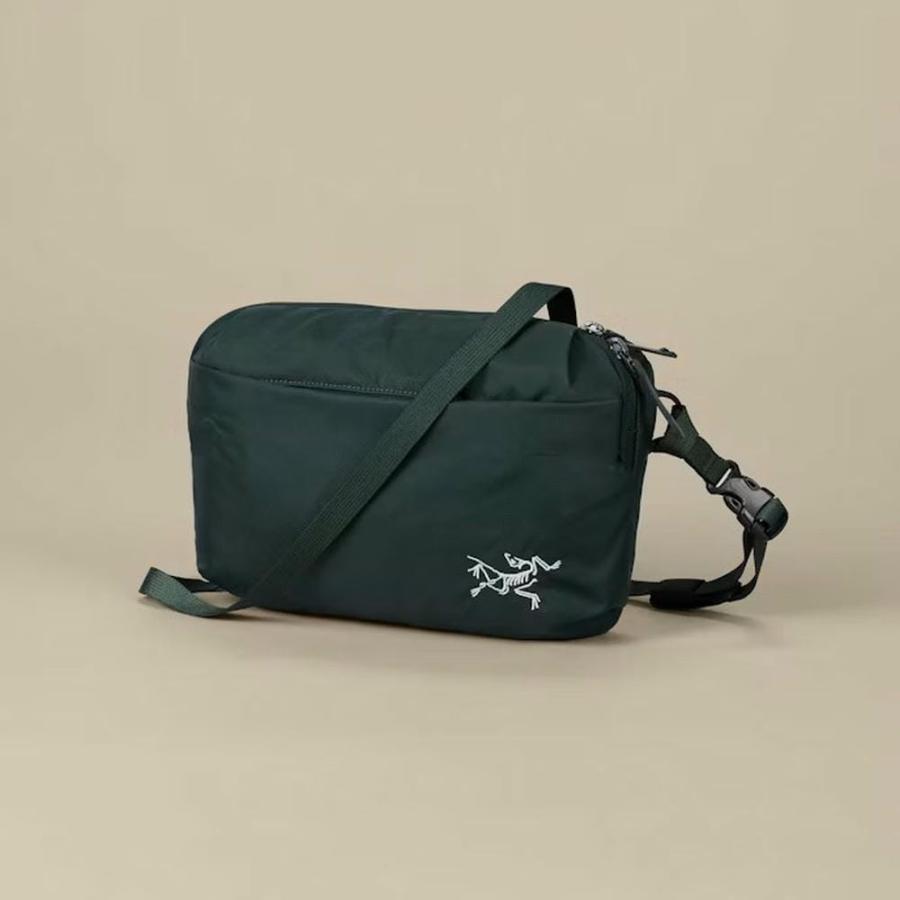 ARC'TERYX（アークテリクス） 【 アークテリクス ヒリアド 6 クロス