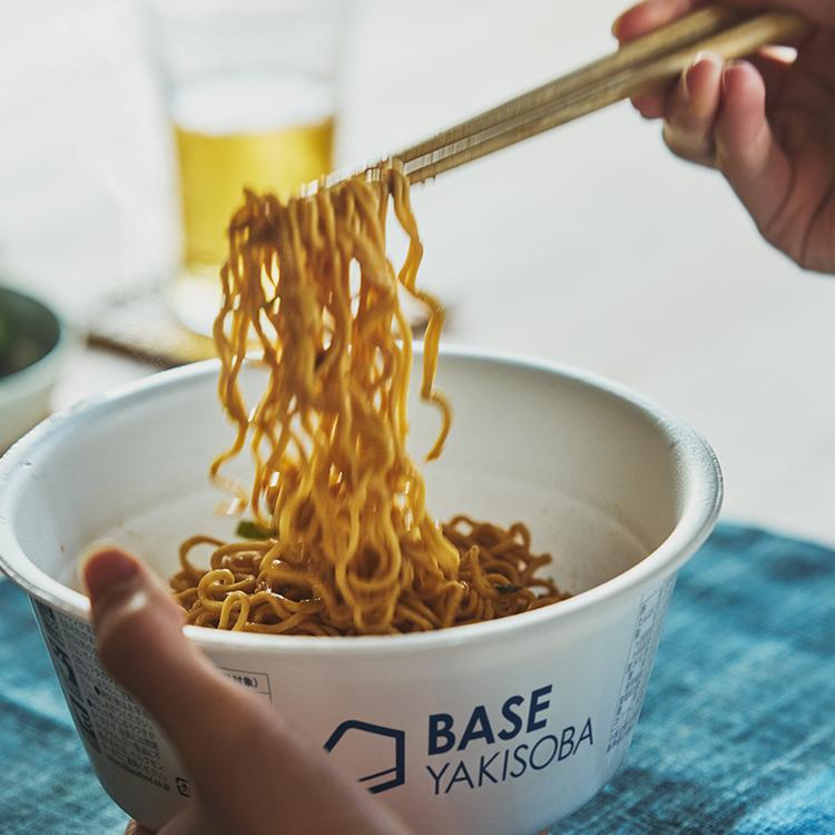 BASE FOOD（ベースフード） ベース 焼きそば 魚介醤油まぜそば カップ