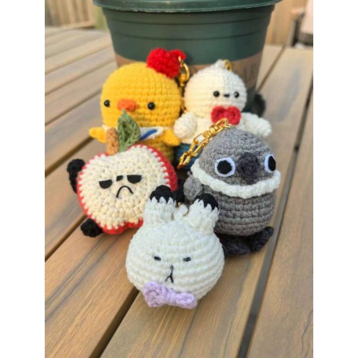 新品】かぎ針編み 手作り ハンドメイド チャーム 編みぐるみ