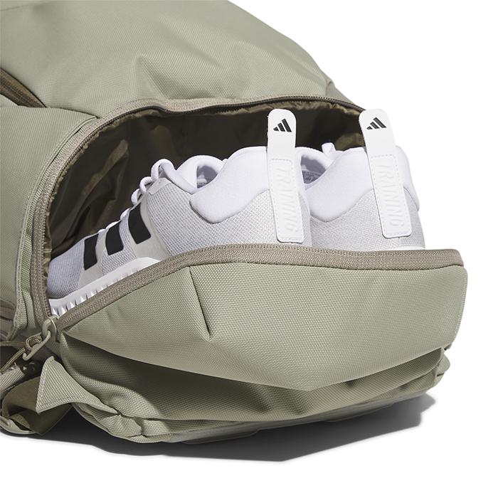 adidas（アディダス） あすつく 限定カラー バックパック 約30L カーキ 