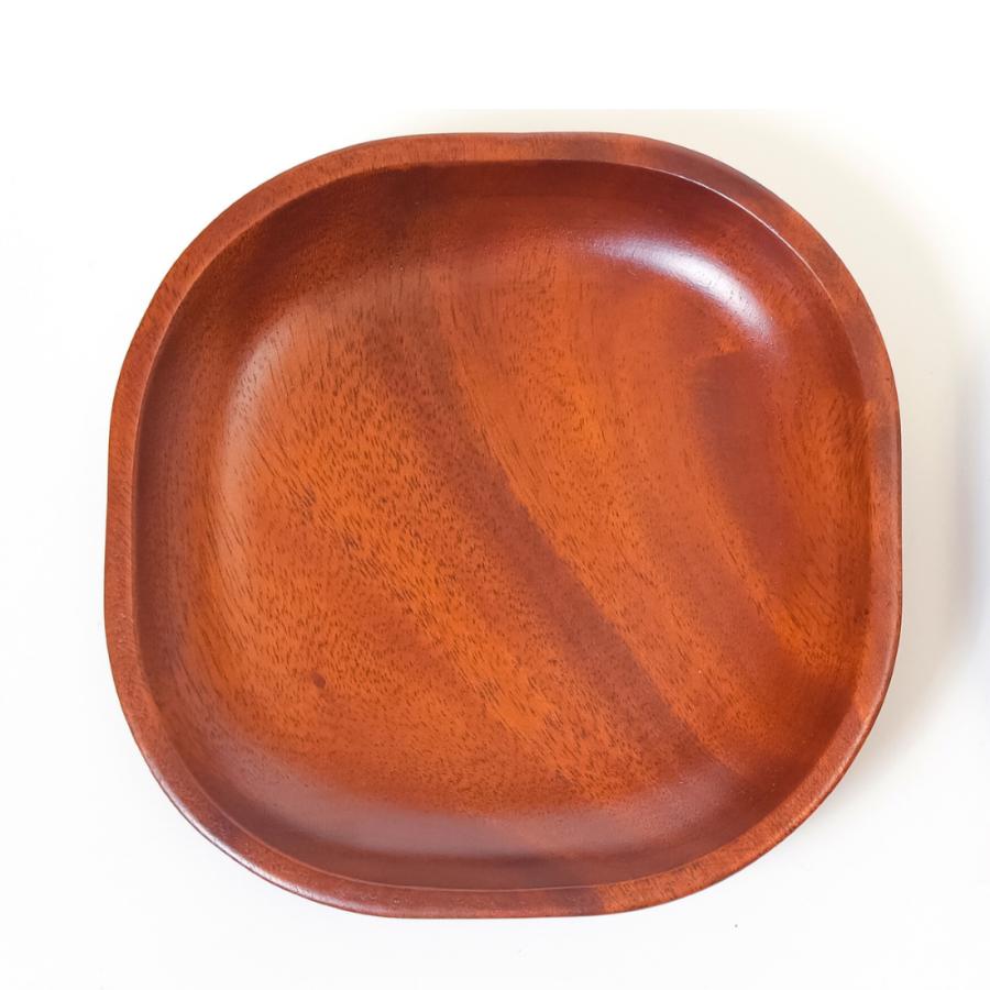 [徳成] 小皿 1枚入り (木製漆塗り/13.5cm/ 角丸四角) 取皿 和食皿｜可愛らしさと上質感を両立 TBB-101 [食品衛生法適合品] | 