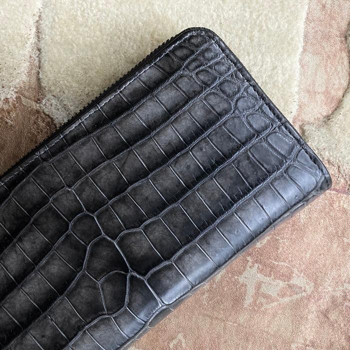 海外輸入 上品 ホワイト 個性的 一点物 白 メンズ革財布 ワニ革 シック ワイルド 黒 ブラック ラウンドファスナー長財布 墨染クロコダイル 財布 帽子 ファッション小物