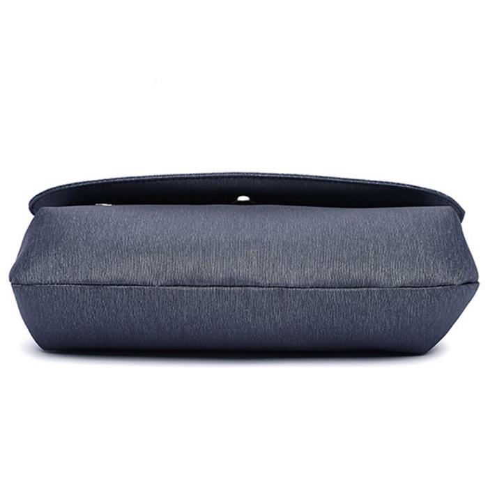 ショルダーバッグ ミニショルダー 肩掛け 肩ひも 斜め メンズ 男女兼用 防水 撥水 |  | 10