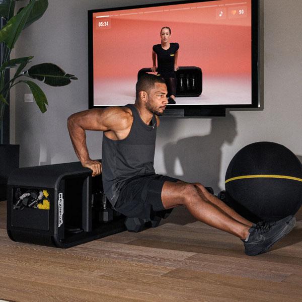 TECHNOGYM テクノジムベンチ 多機能トレーニングベンチ テクノジム