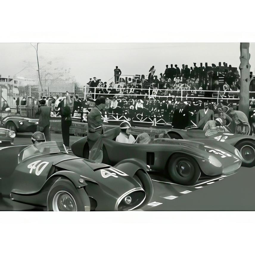 【予約】FERRARI 500TR SPIDER N 38 1957 準優勝 レッド 1/43 ミニカー | 