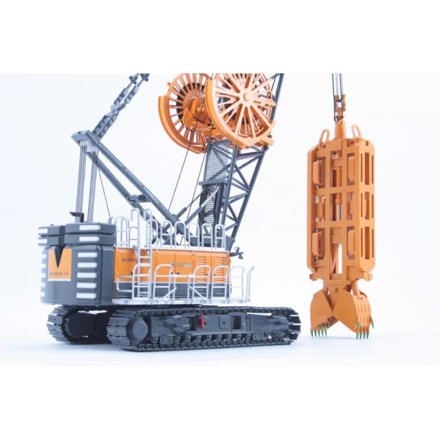 【予約】5-6月発売予定BAUER MC96 + DHG V 杭打ち機/Bymo 1/50 ミニチュア 建設機械模型 工事車両　　 |  | 02