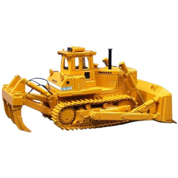Dresser TD40-B with ripper and cab ブルドーザ / CCM 1/48 建設機械模型 工事車両 |  | 01