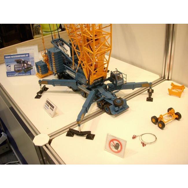 LIEBHERRリープヘル LG1550 SDWB 63/70m SARENS ジブ延長 デリックセット   /YCC 1/50　クレーン 建設機械模型 | 