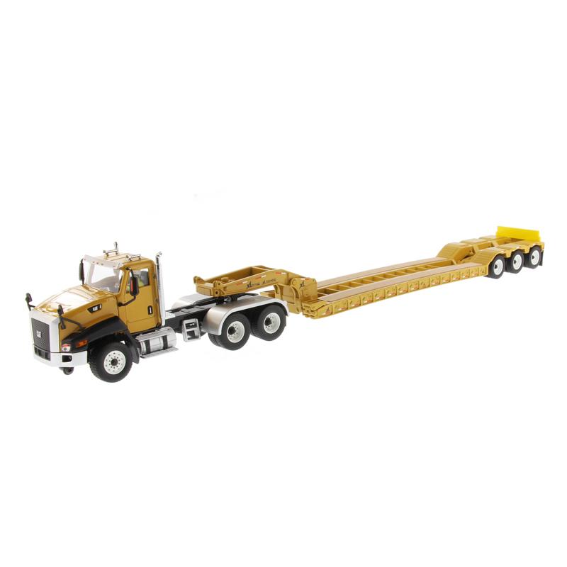 Caterpillar CT660 Day Cab with XL 120 Low-Profile HDG Lowboy Trailer /ダイキャストマスターズ  1/50 ミニチュア トラック 建設機械模型 工事車両 | 